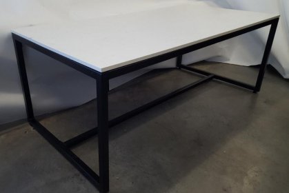 Quartz Dining - 8S